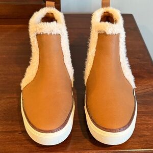 Toms Brown Faux Fur High-Top Sneakers